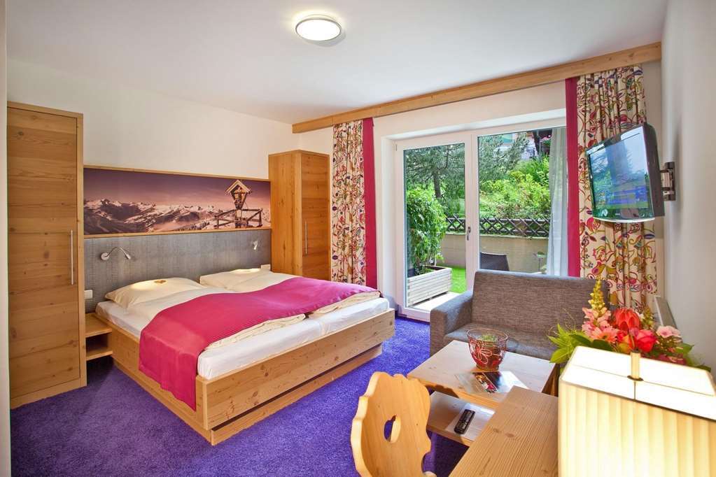 Hotel Talblick 2*